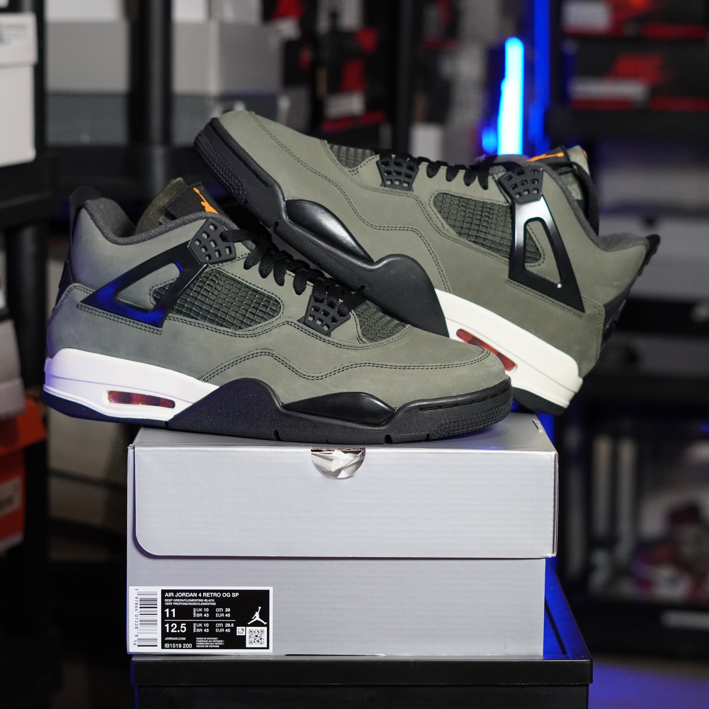 Air Jordan 4 Retro Undefeated 2025 | Sneakorhead