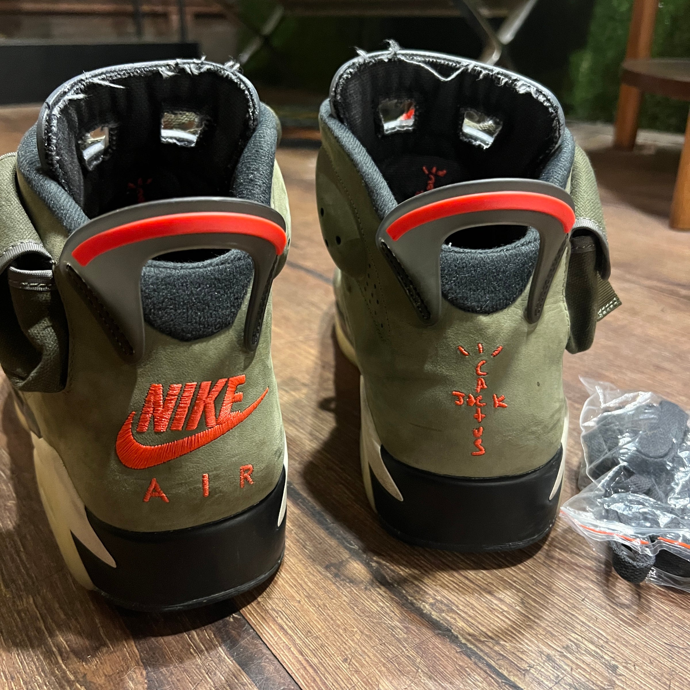 Air Jordan 6 Retro x Travis Scott Olive | Sneakorhead